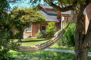 Casa Arboles De Tala con parque amplio